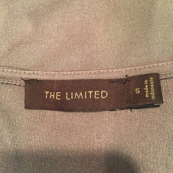 Cocoa Sleeveless Ruffled Top - Picture 2 of 5